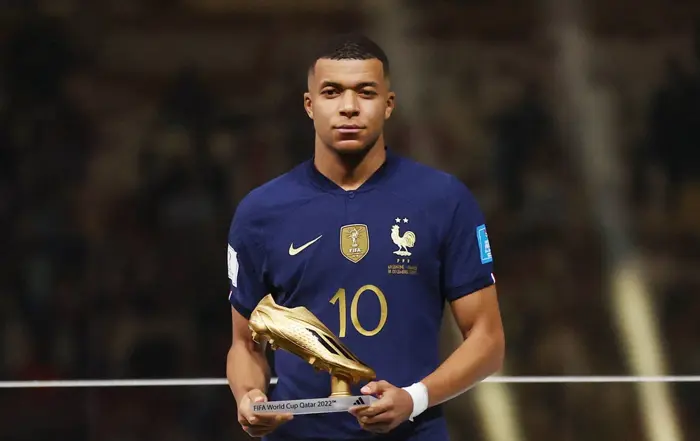 Mbappe vượt mặt đàn anh để nhận băng thủ quân ĐT Pháp
