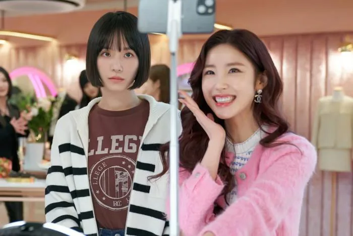 Celebrity': Cái giá khốc liệt làm người nổi tiếng