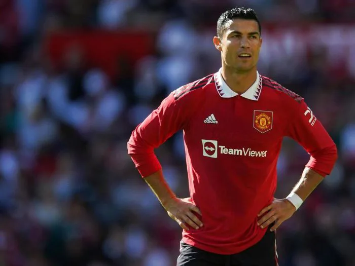 Ronaldo đang tự làm xấu hình ảnh bản thân - Báo Người Lao Động