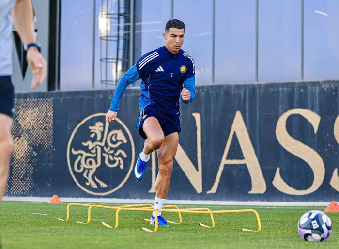 Ronaldo đăng loạt ảnh trở lại tập luyện, báo tin vui cho Al Nassr - Bồ Đào Nha