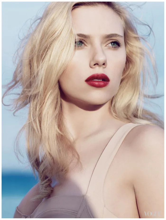 Thân hình như tạc tượng của Scarlett Johansson