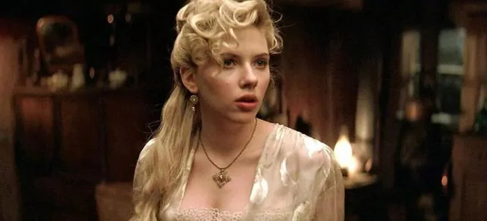 Scarlett Johansson: Từ biểu tượng gợi cảm đến minh tinh thực lực của  Hollywood