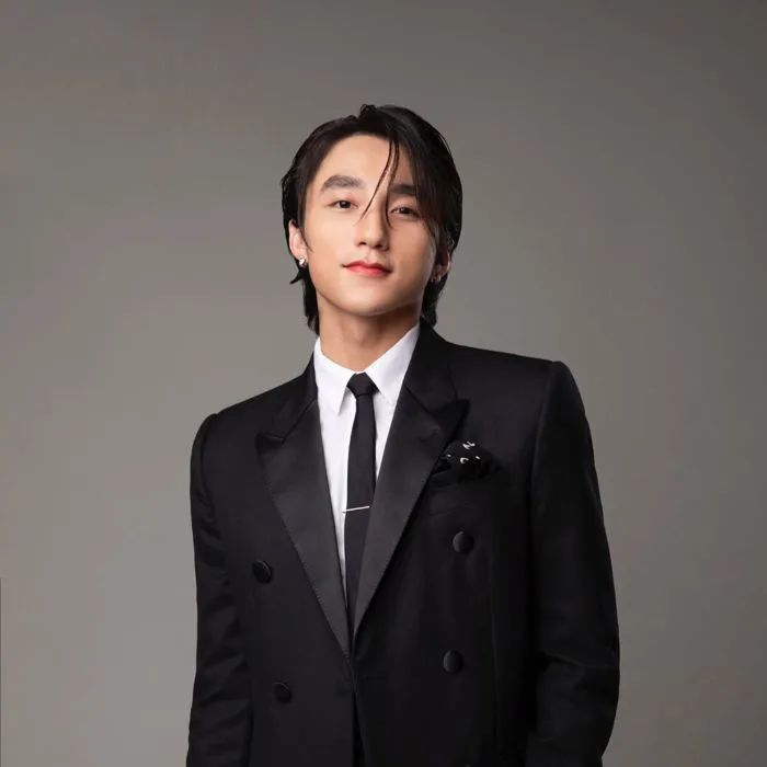 Sơn Tùng MTP là ai? “Bóc” gu thời trang cực chất ca sĩ hot nhất showbiz 5S Fashion - 5SFASHION Sơn Tùng MTP là ai? “Bóc” gu thời trang cực chất ca sĩ hot nhất showbiz 5S Fashion - 5SFASHION