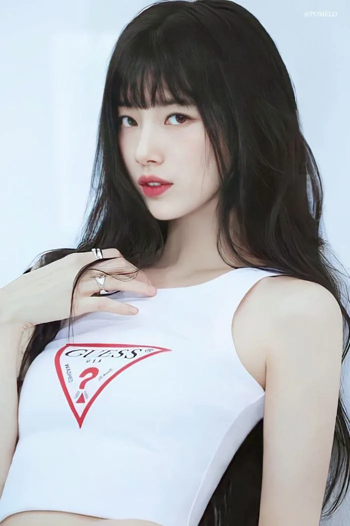 Suzy gây ấn tượng trong loạt ảnh mới