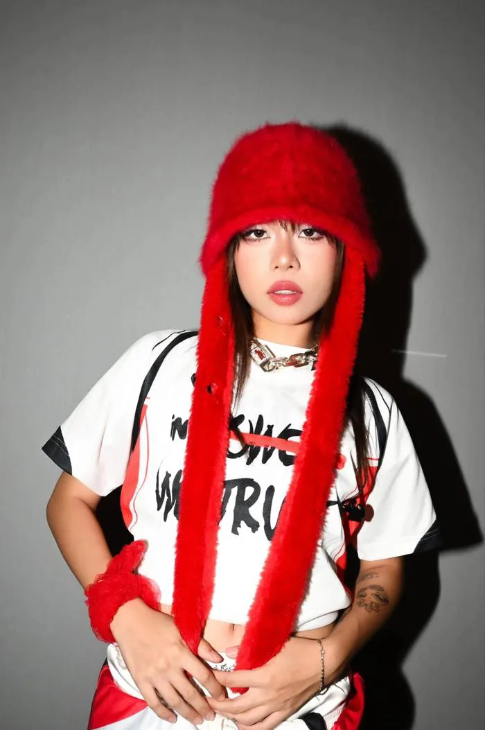 Gu thời trang gợi cảm, biến hóa độc đáo của nữ rapper tlinh | Báo Dân trí