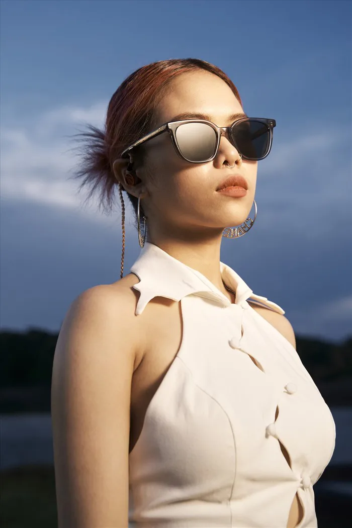 Rapper Tlinh: 
