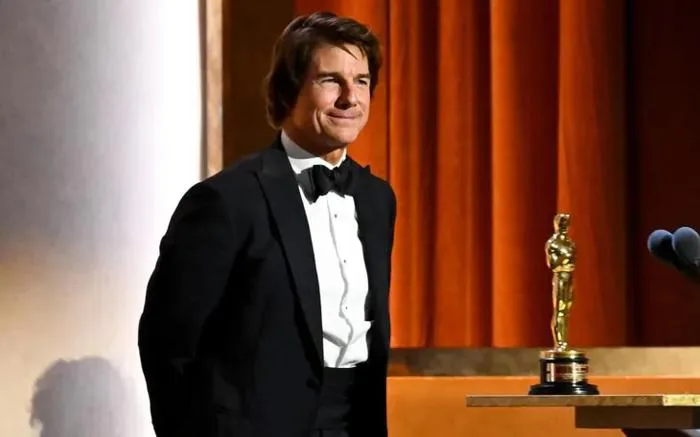 Tom Cruise tri ân sức mạnh của điện ảnh khi nhận giải Oscar danh dự