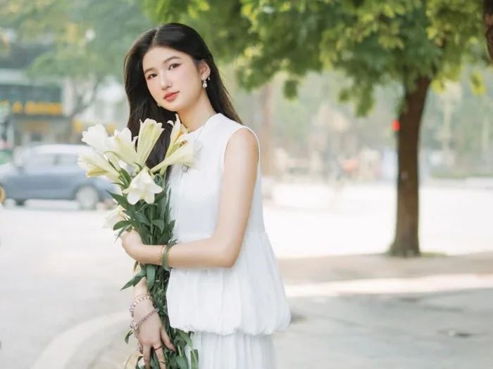 Chân dung mỹ nhân 2k6 hút triệu view khi thi người mẫu: Đối thủ nhan sắc với con gái Quyền Linh, được bố rèn làm Hoa hậu