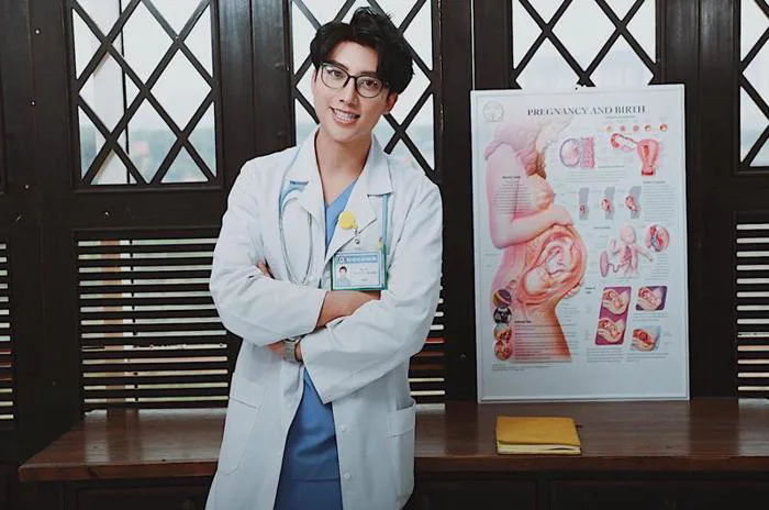 4 bác sĩ Việt nổi tiếng đẹp trai lại giàu có làm chị em chỉ muốn đổ bệnh  tương tư