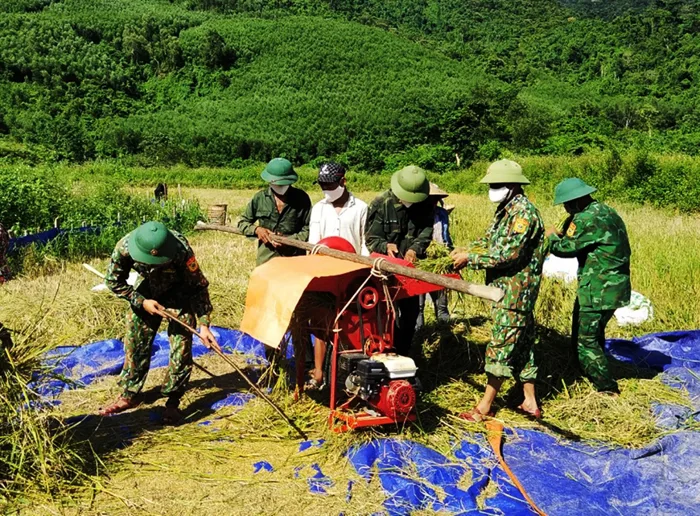 Sáng đẹp hình ảnh Bộ đội Cụ Hồ trong lòng nhân dân