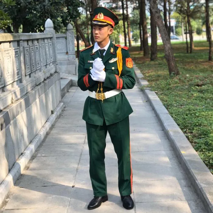 Chàng quân nhân 2K nổi tiếng cộng đồng mạng nhờ đẹp trai | Báo Dân trí