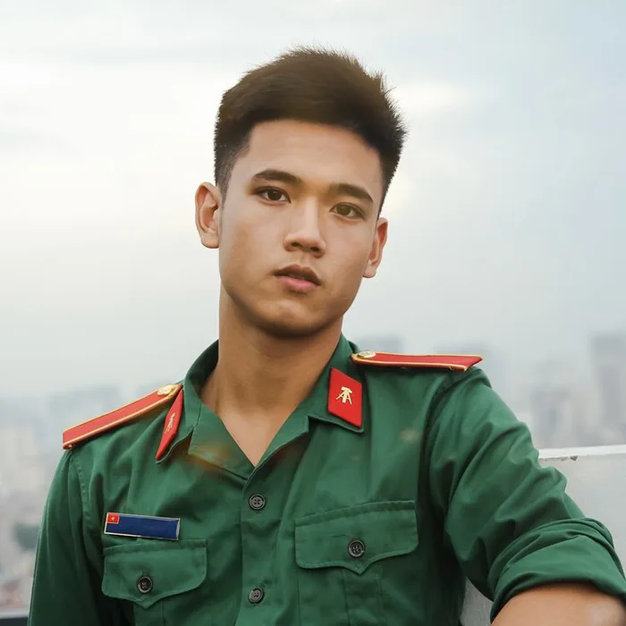 Hotboy 9X trường quân sự “siêu cấp đẹp trai” lại còn lắm tài lẻ khiến hội chị em điêu đứng: Liêm sỉ gì tầm này nữa!