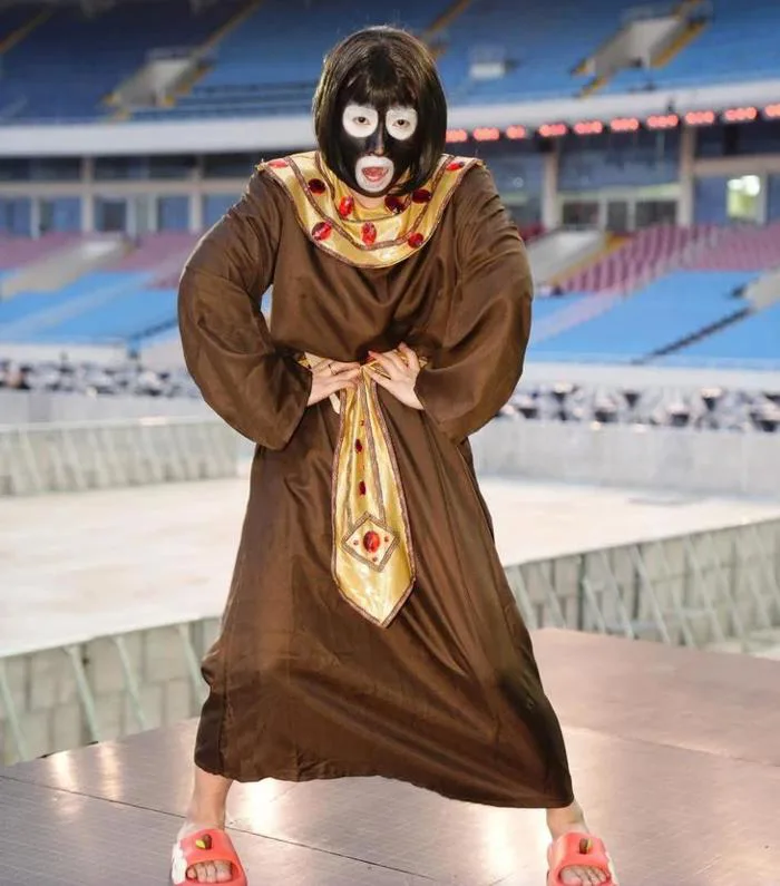 Dàn 'Anh trai say hi' cosplay 'cực lầy' trong đêm diễn cuối - Tuổi Trẻ Online