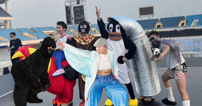Dàn 'Anh trai say hi' cosplay 'cực lầy' trong đêm diễn cuối - Tuổi Trẻ Online
