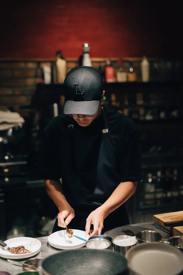 Năm Đầu Bếp Sài Gòn Và Niềm Đam Mê Với Ẩm Thực Khói Lửa - The Dot Magazine  | Ẩm thực, Đồ uống và Du lịch khắp châu Á & Thế giới