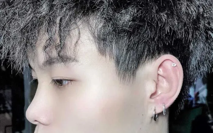 Con trai nên xỏ khuyên tai nam ở vị trí nào cá tính nhất? Thế Giới Xỏ Khuyên  - Piercing World