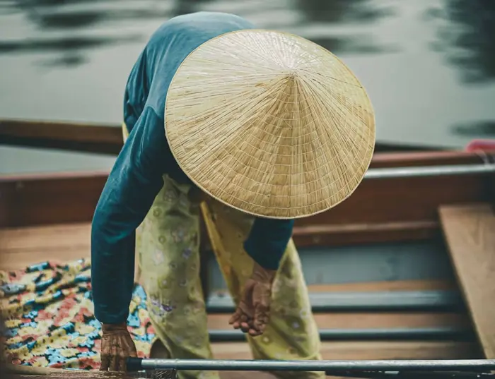Nón lá, tôn vinh vẻ đẹp phụ nữ Việt | Văn Hóa Miền Tây