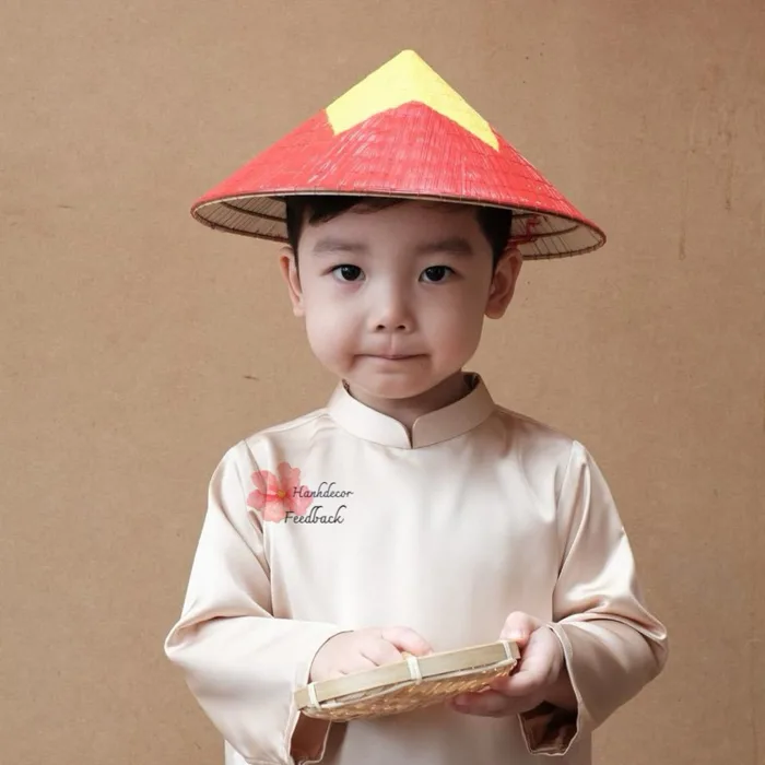 Nón lá trang trí kèm dây nón , Nón người lớn đội đẹp , Nón cho bé đội chụp  ảnh.