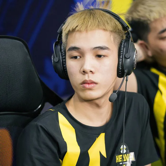 Top 3 'soái ca' Đấu Trường Sinh Tồn 2020: Vừa đẹp trai, chơi game hay lại  còn đa tài