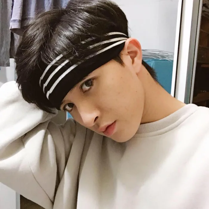 Đứng hình