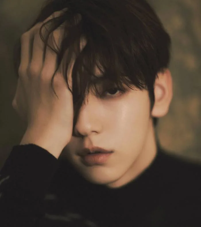 Nam thần Kpop - Jung Subin khoe gu thời trang điển trai, lịch lãm