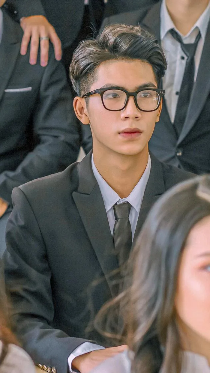 anh-trai-dep-ky-yeu-1