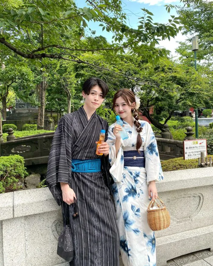 Làm thế nào để chụp ảnh đẹp với yukata của bạn tại lễ hội pháo hoa? Chúng  tôi giải thích cách chọn trang phục và kỹ thuật chụp ảnh đẹp nhất.