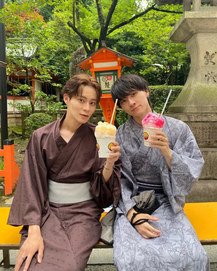 Nam] Cách mặc kimono phong cách hiện đại! Gợi ý phối đồ cho nam giới mới  bắt đầu vẫn có thể trông sành điệu | Thuê kimono ở Asakusa KanoWafuku