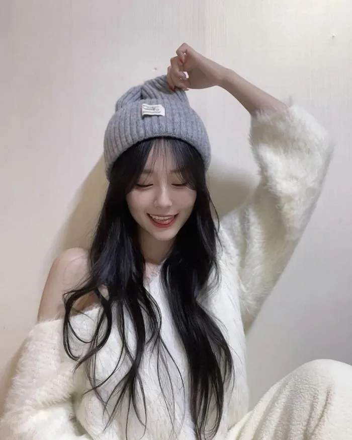 Kiểu mũ len beanie mới được các ulzzang Hàn Quốc yêu thích vào mùa lạnh