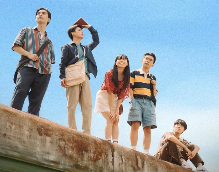 Hai 'Anh trai' quá hot, không có chỗ cho phim thanh xuân Việt 'Mùa hè đẹp  nhất' - Tuổi Trẻ Online