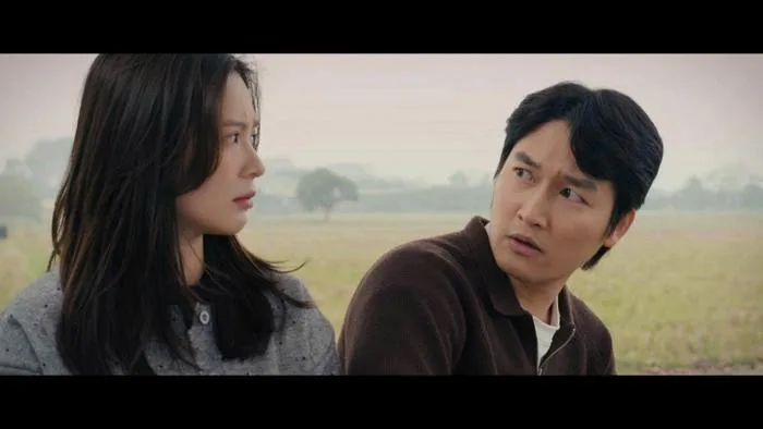 Ngọc Huyền áp lực, ngại ngùng khi đóng cảnh hôn Đình Tú