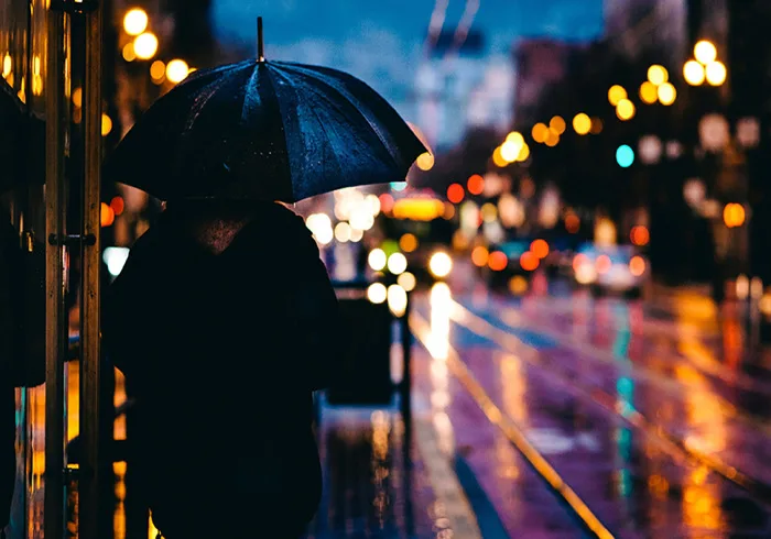 Bí quyết giúp chụp những bức ảnh trời mưa đẹp - Máy Ảnh Xách Tay Nhật