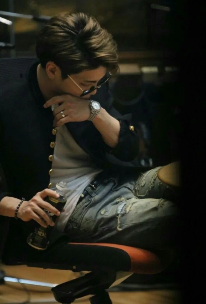 Hình ảnh nam ngầu - Ảnh boy đẹp trai, ngầu, lạnh lùng