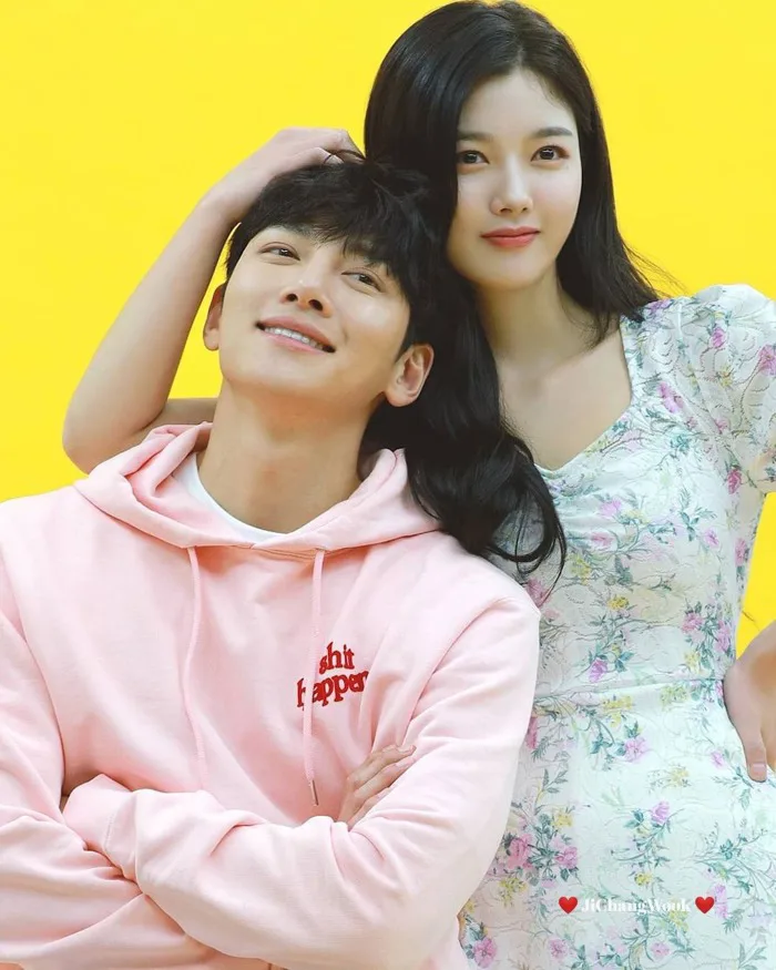 5 bạn trai màn ảnh đình đám của Kim Yoo Jung