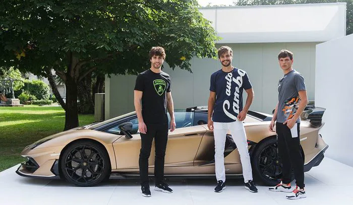 Dàn trai đẹp diện đồ đúng chất đọ dáng siêu xe Lamborghini