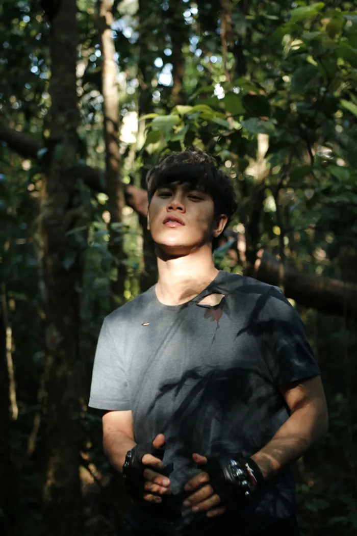 Trần Phong: Bad boy 'Mắt biếc' chuyển mình trong phim sinh tồn 'Tà Năng - Phan Dũng'