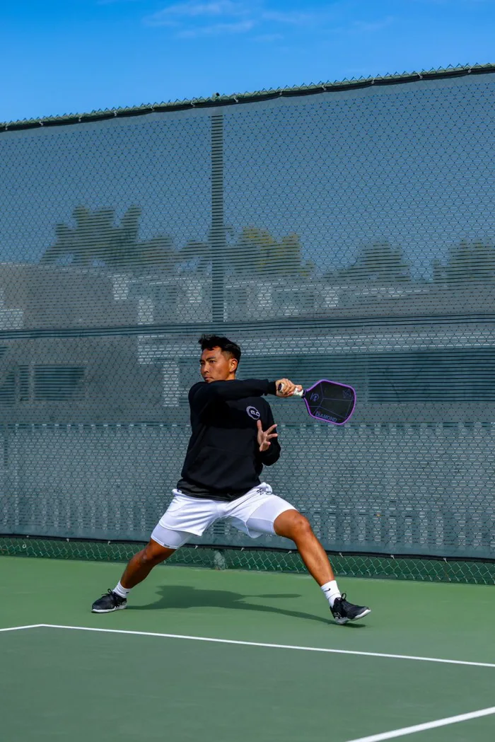 Trai đẹp top 1 Pickleball châu Á: Phụ nữ diện đồ đẹp ra sân là điều đáng  tôn trọng