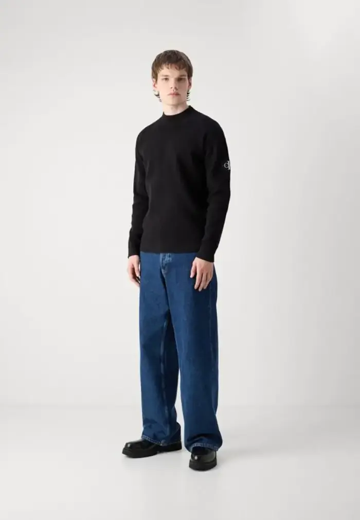 10 Cách Phối Đồ Cực Chất Với Quần Jeans Ống Rộng Nam