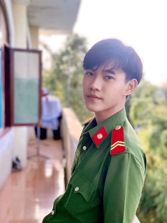 Hình ảnh những soái ca công an đẹp trai nhất Việt Nam