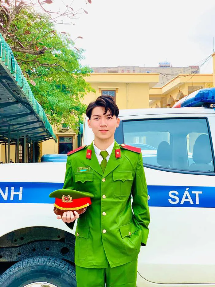 Hình ảnh những soái ca công an đẹp trai nhất Việt Nam