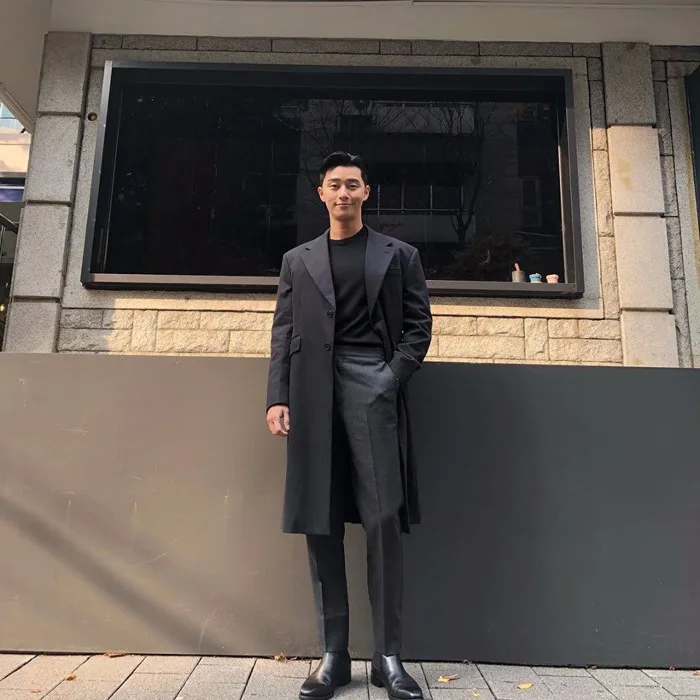 Vẫn biết “Tổng tài” Park Seo Joon đẹp trai nhưng ảnh chụp vội khoe nhan sắc  và body thế này thì đúng là cực phẩm