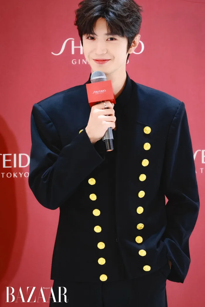 Trần Triết Viễn rạng rỡ dự sự kiện Shiseido, không bị ảnh hưởng bởi Vu  Chính | Harper's Bazaar Việt Nam