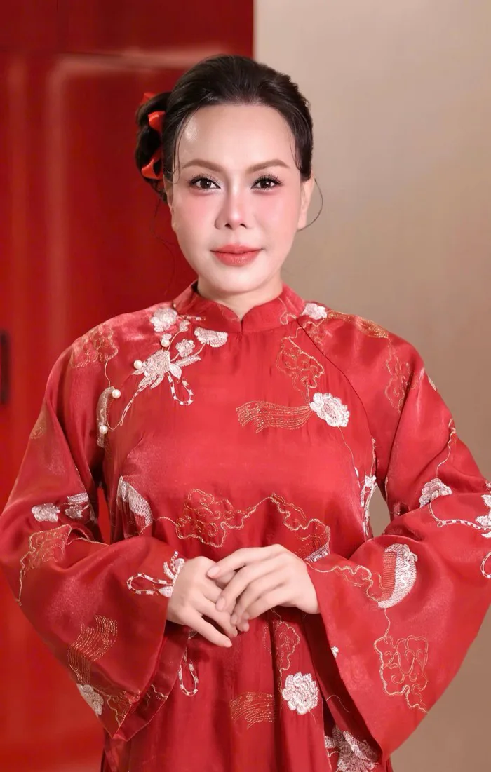 Tin vui của Việt Hương ở tuổi 50