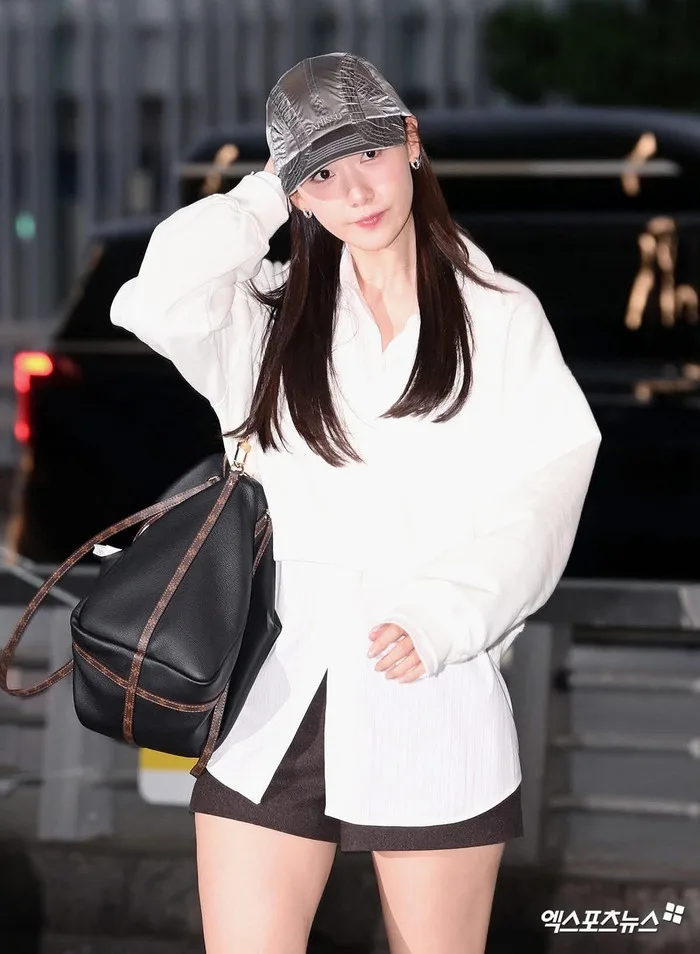 Nhan sắc cam thường của Yoona (SNSD) khi trở lại Việt Nam gây chú ý -  Saostar.vn
