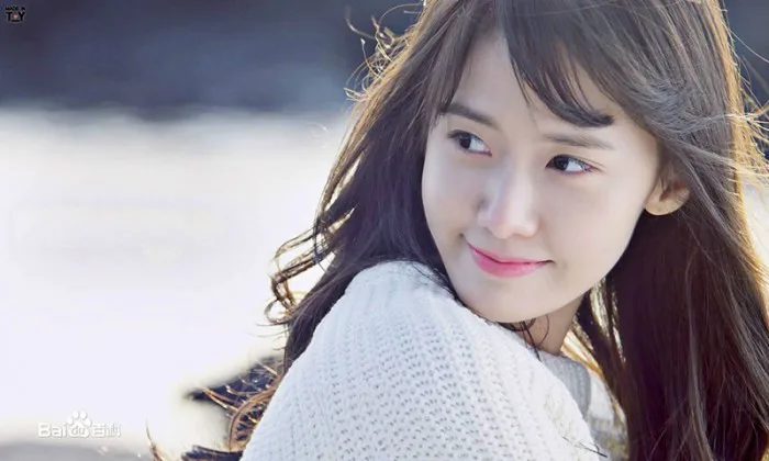 Yoona: 