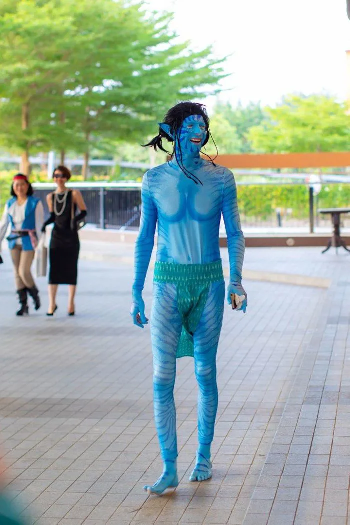 Avatar costume (body paint set + wig + necklace), Hobbies & Lifestyle, Art  & Prints on Carousell