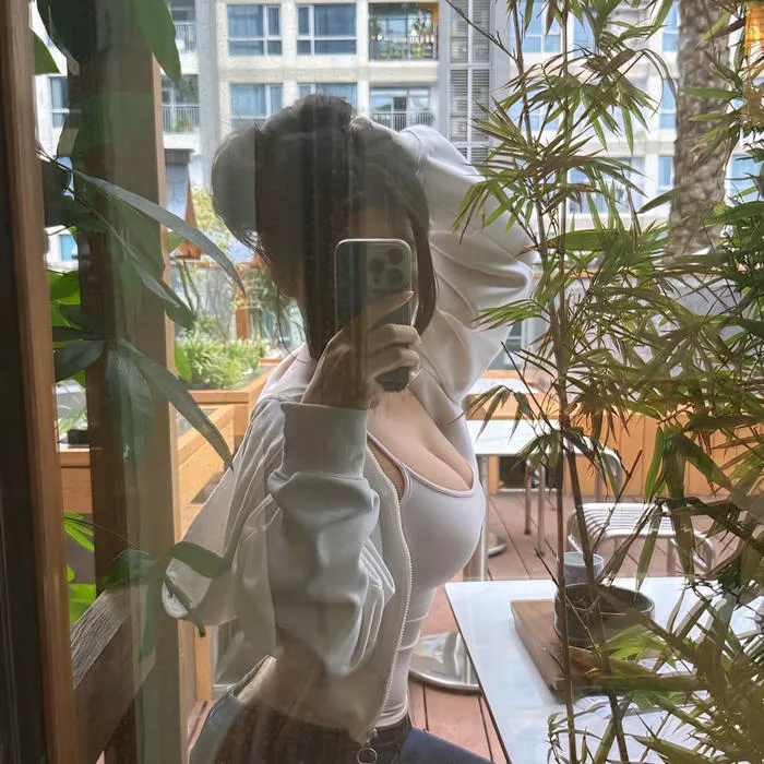 148+ Mẫu avatar nữ che mặt trendy đẹp hút hồn mọi ánh nhìn