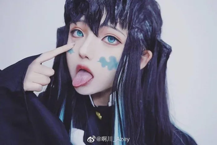 Thích mê loạt ảnh cosplay siêu chất về các nhân vật trong Kimetsu no Yaiba